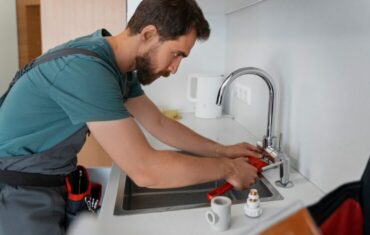 You Need Plumbing in Carrollton, TX: Making the Right Call for When Things Go Wrong