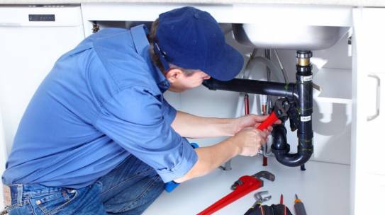 “Hot Water Heroics: The Tankless Tale” – A Plumbing Infomercial Brought to You by AAA AUGER Plumbing Services in Fort Worth!